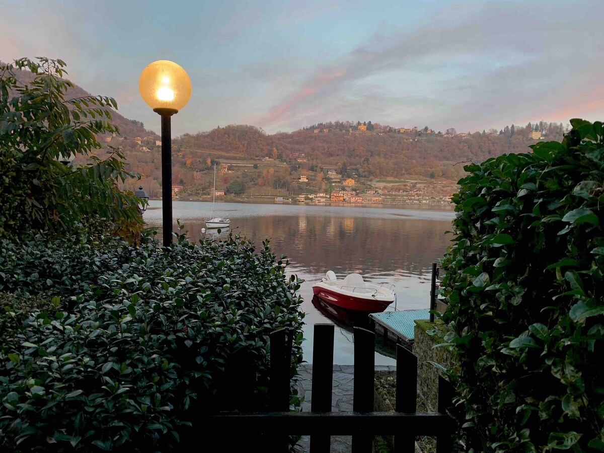 Villa Giardino con spiaggia pontile e posto barca