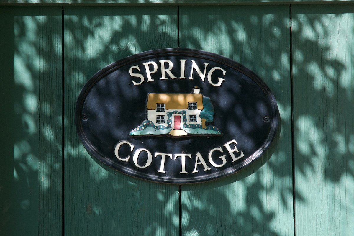 「Spring Cottage」CIR 020036-CNI-00016
