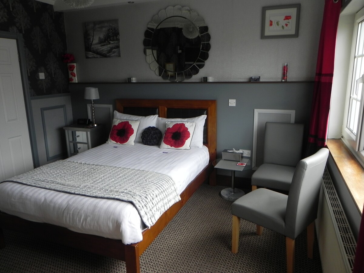 Pearse Lodge Double ensuite Room