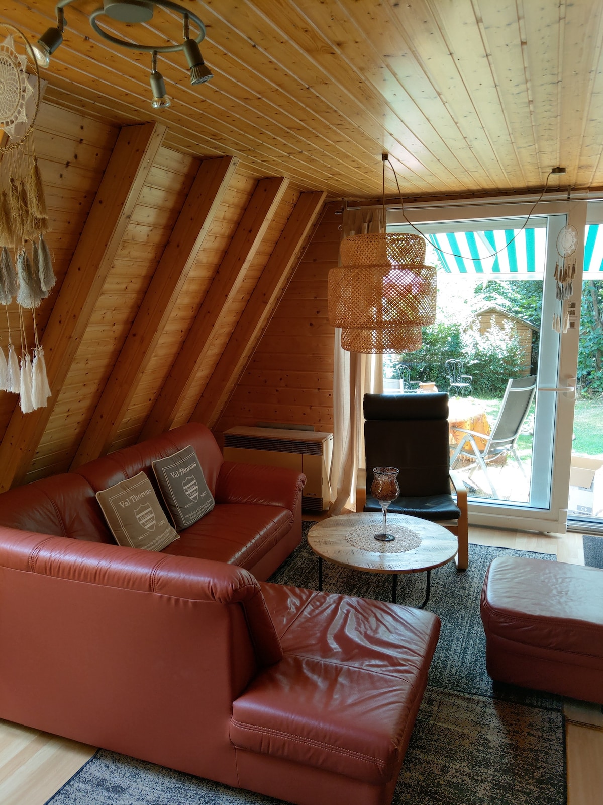 Palatinate Forest的舒适树冠度假屋，无线网络
