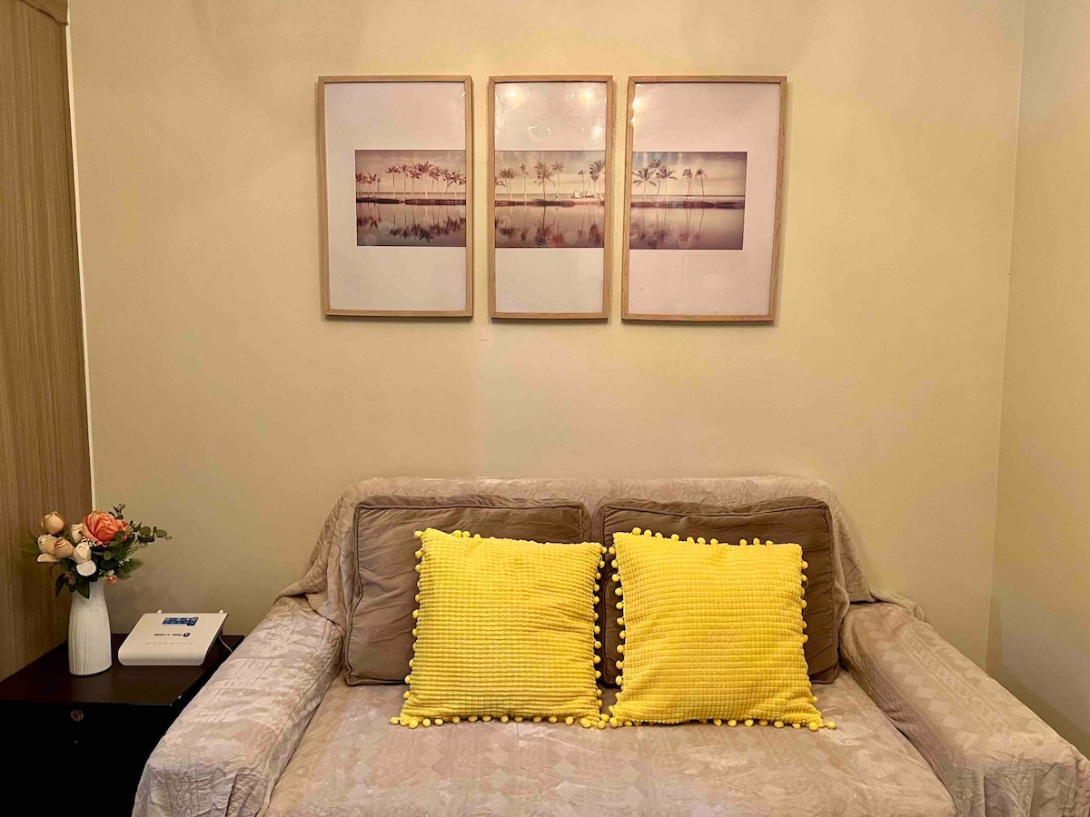 1BR 5pax Breeze Res. Pasay nr PICC MOA w/ Netflix