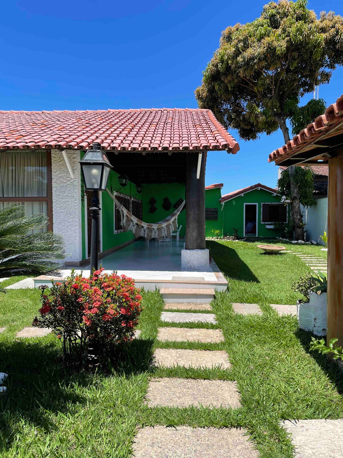 斯泰因度假村（ Resort Stein - Centro Guarapari ）