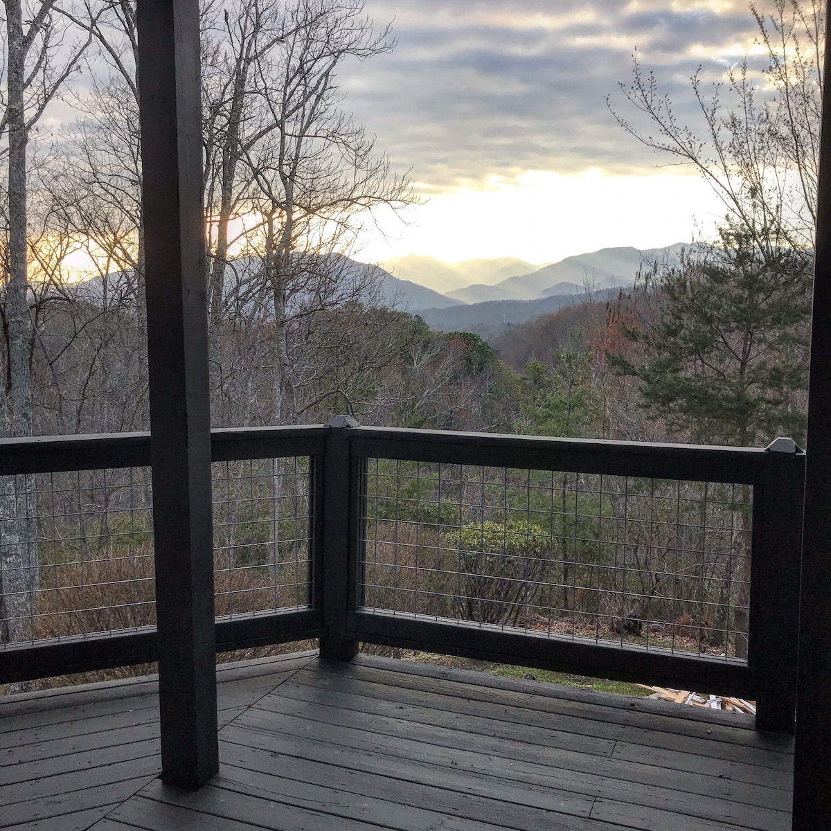 Mountain Lodge Gatlinburg