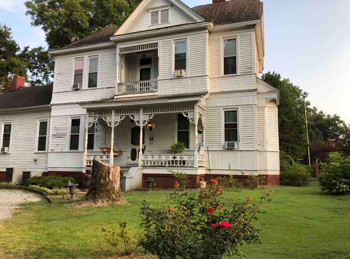 Beautiful historic Victorian