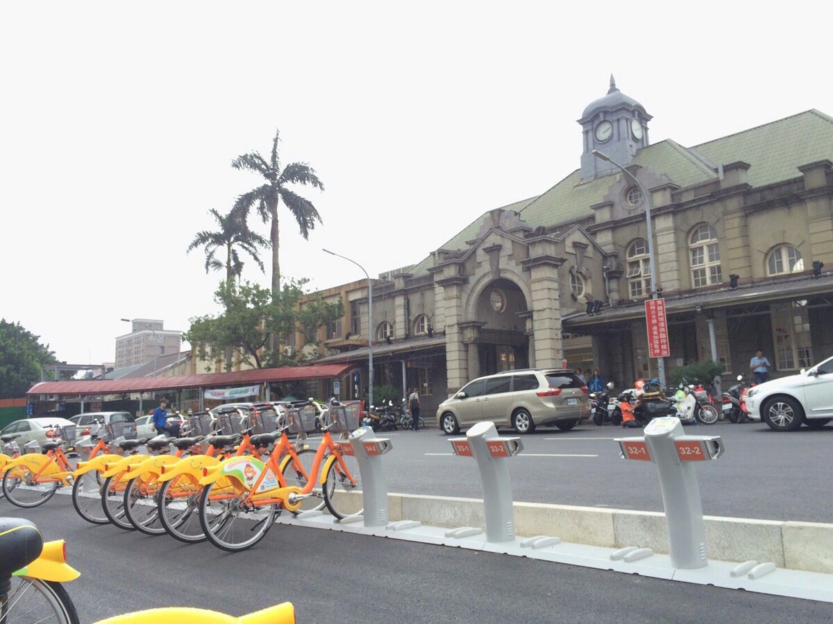 新竹市火車站走路2分鐘可轉乘高鐵/SOGO/大遠百威秀影城/晶品城/城隍廟/獨立門戶電梯陽台管理大樓