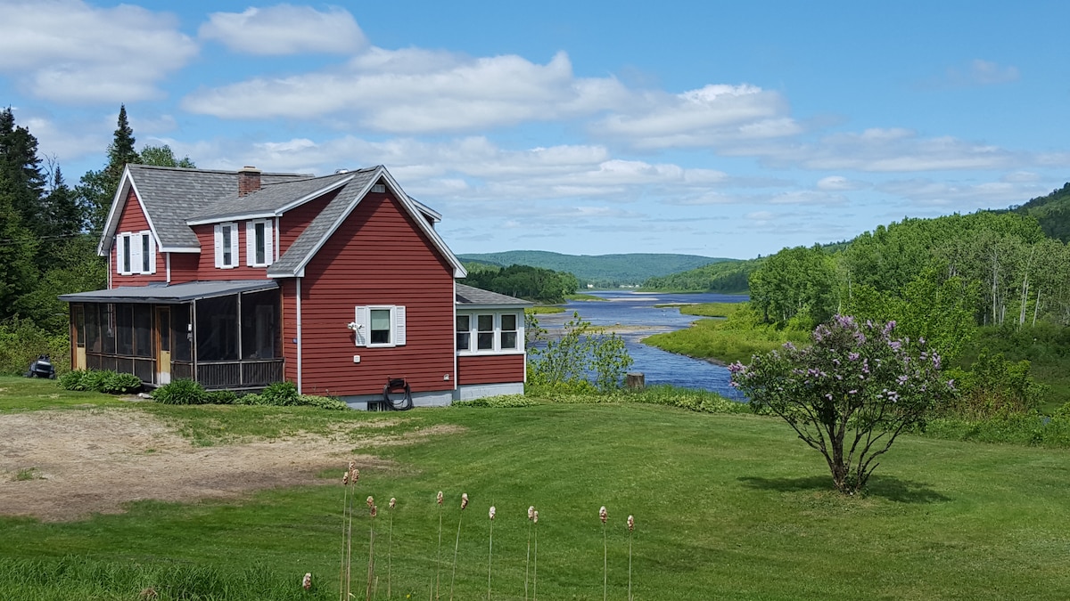 The River 's Edge in Allagash