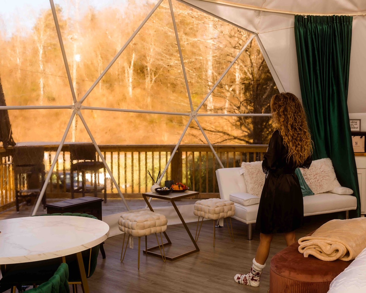 Unique find! Glamping Dome 6.9 miles to Gatlinburg