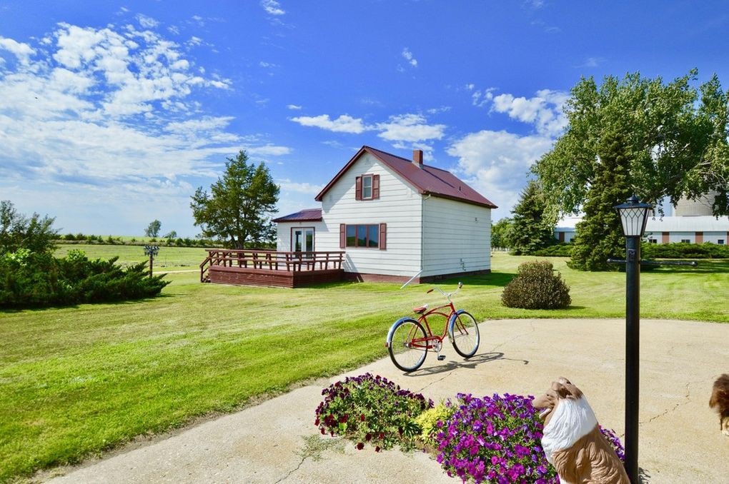 Roscoe Farm House