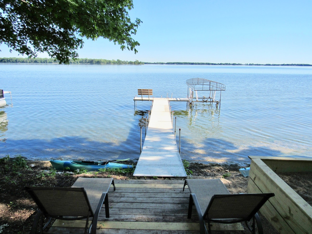 Jake 's Place on Big Kandiyohi Lake