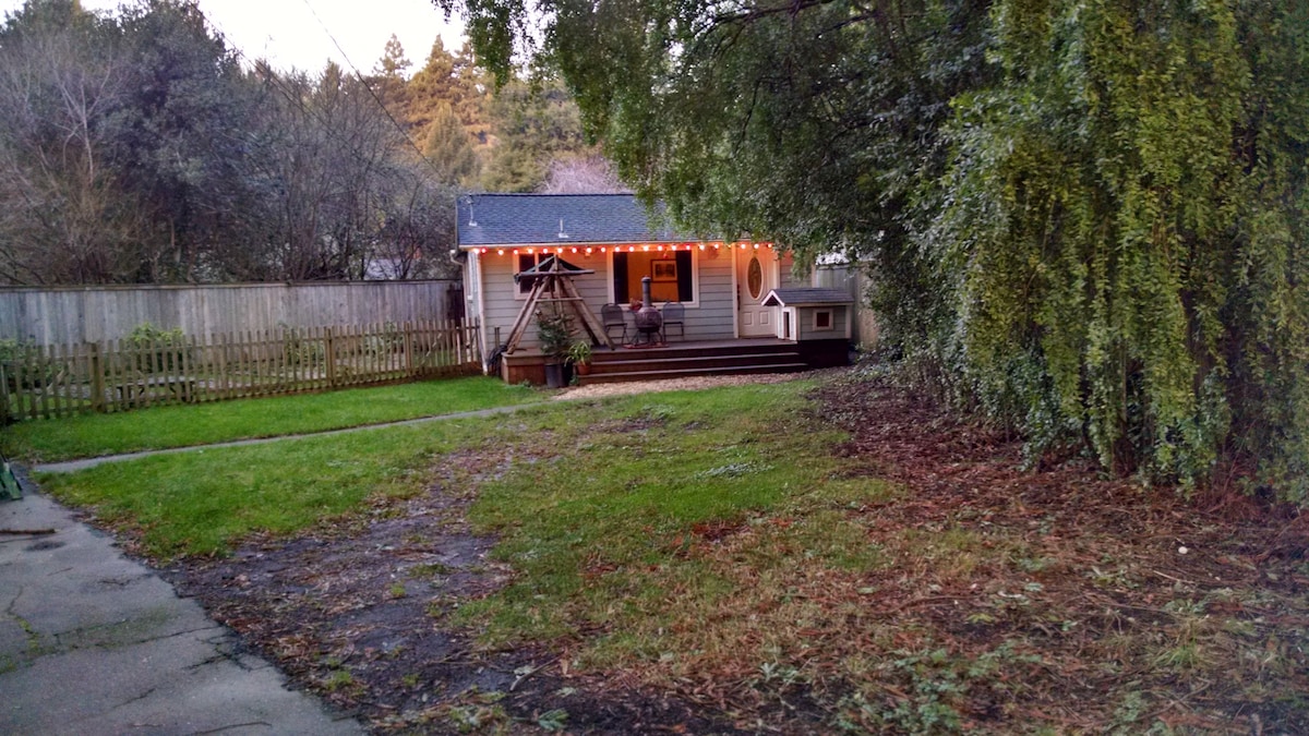 Redwood Curtain Cottage