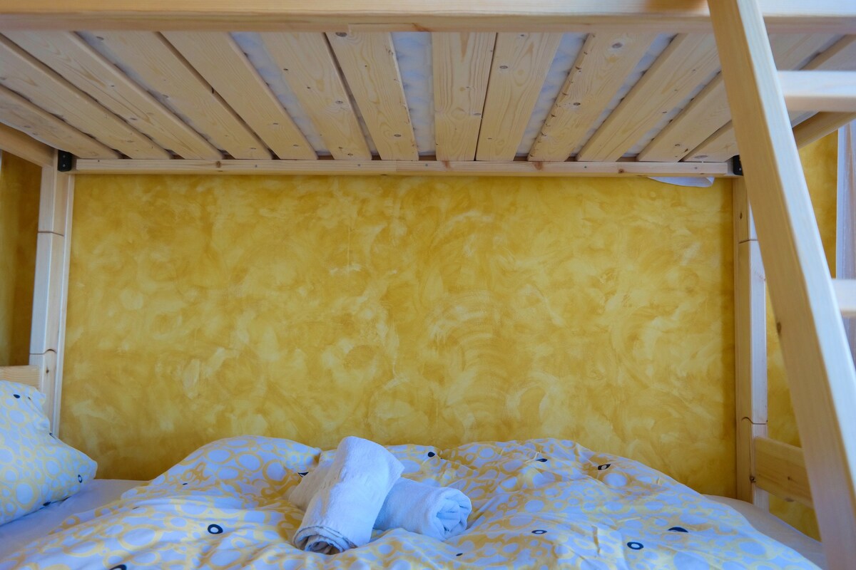 Bunk Bed-Room - Hostel Elisson/Hen Coop
