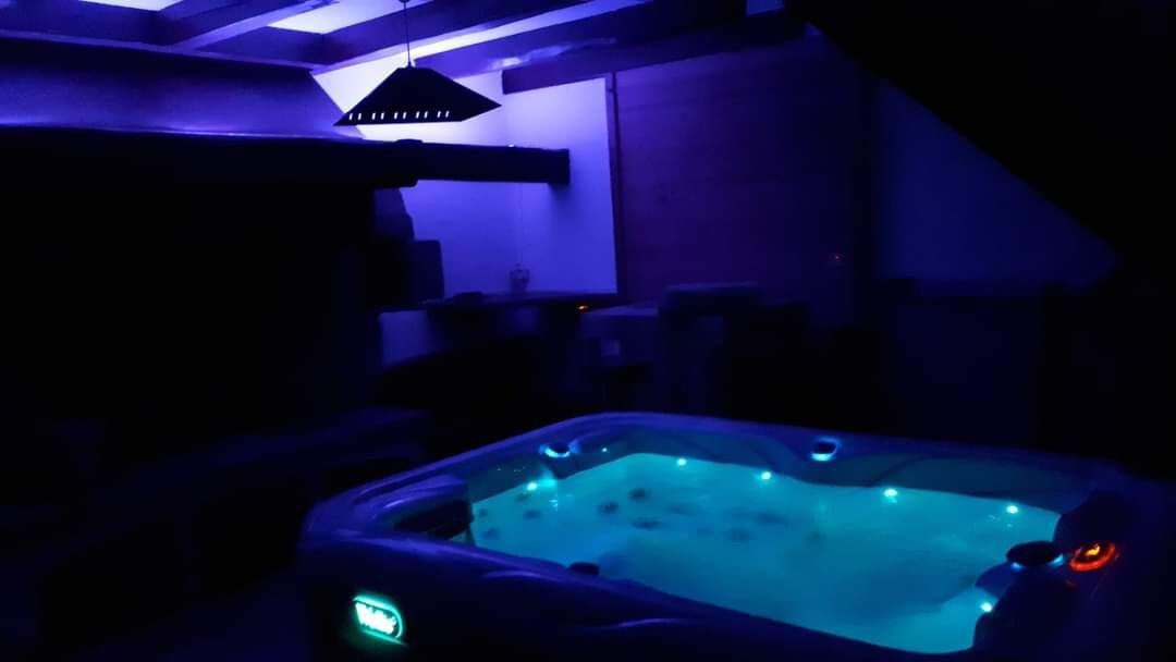 Gite/Chambre D'Hôte avec Spa jacuzzi Privé