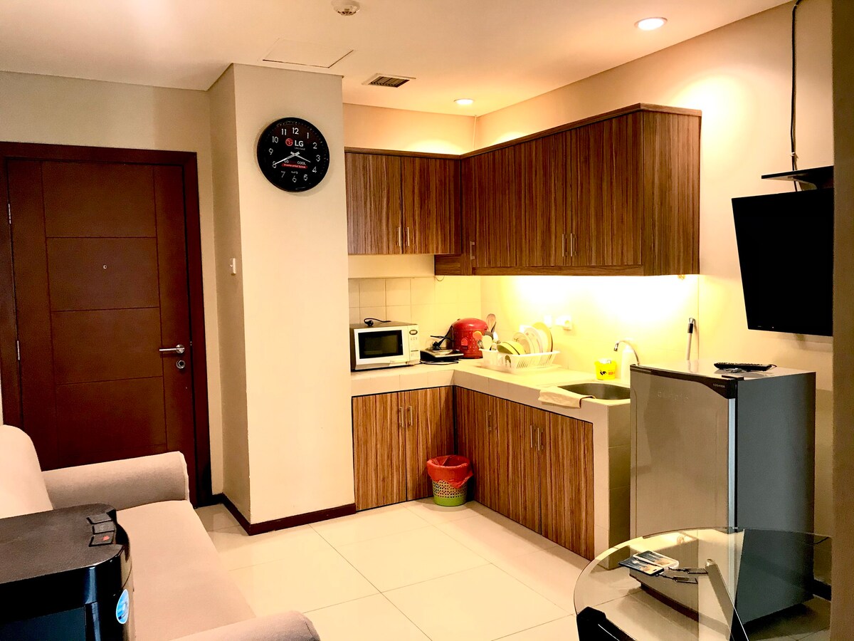 2卧室Thamrin Residence公寓