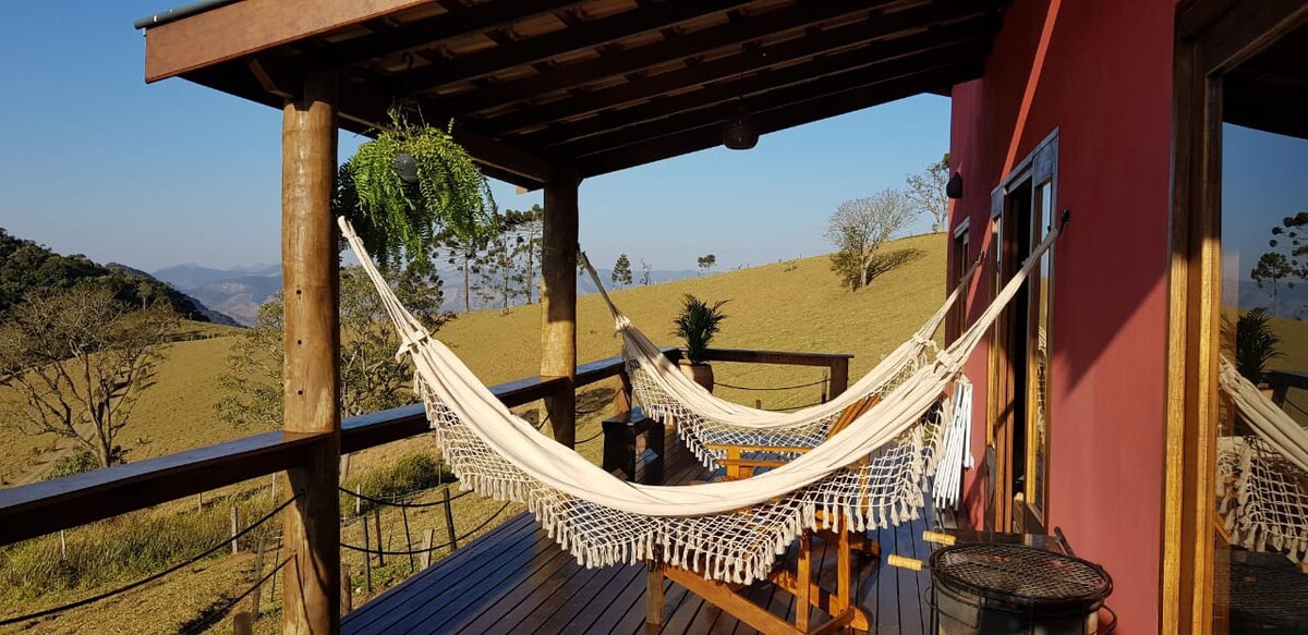 Fazenda+vista da montanha, lagoa+ofurô e lareira