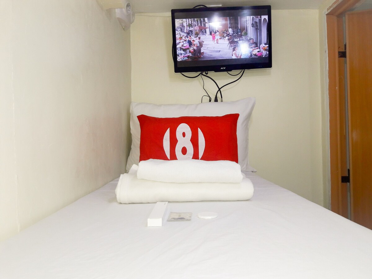 8Hostel-私人客房双层床（私人CR ）