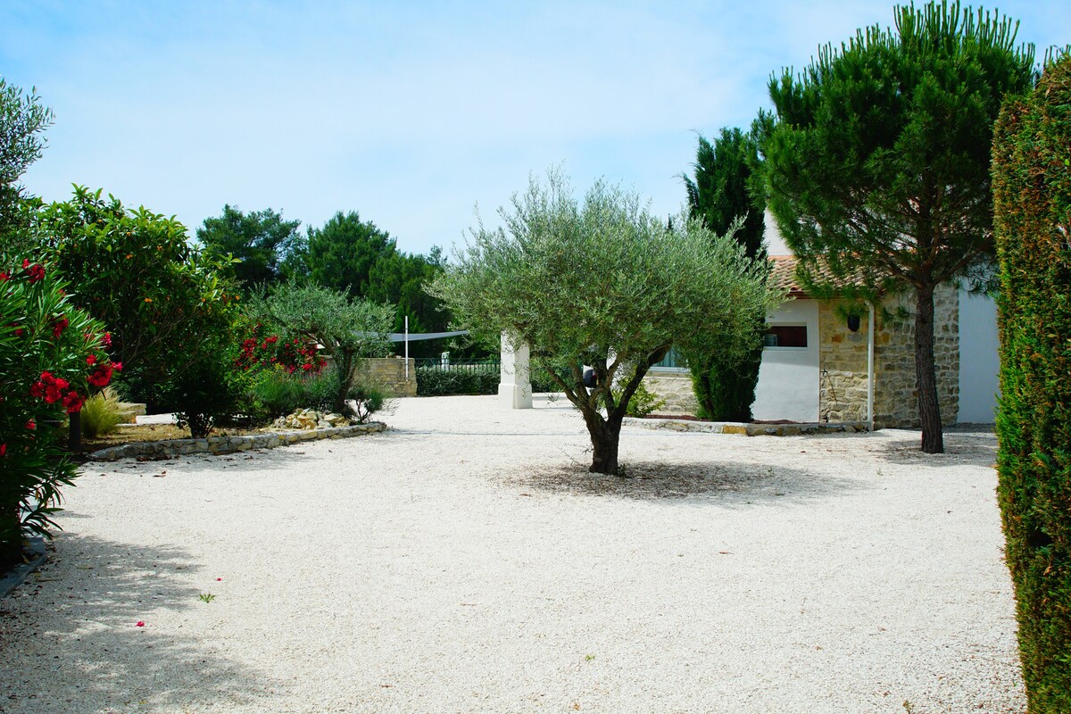 Belle villa au calme avec piscine