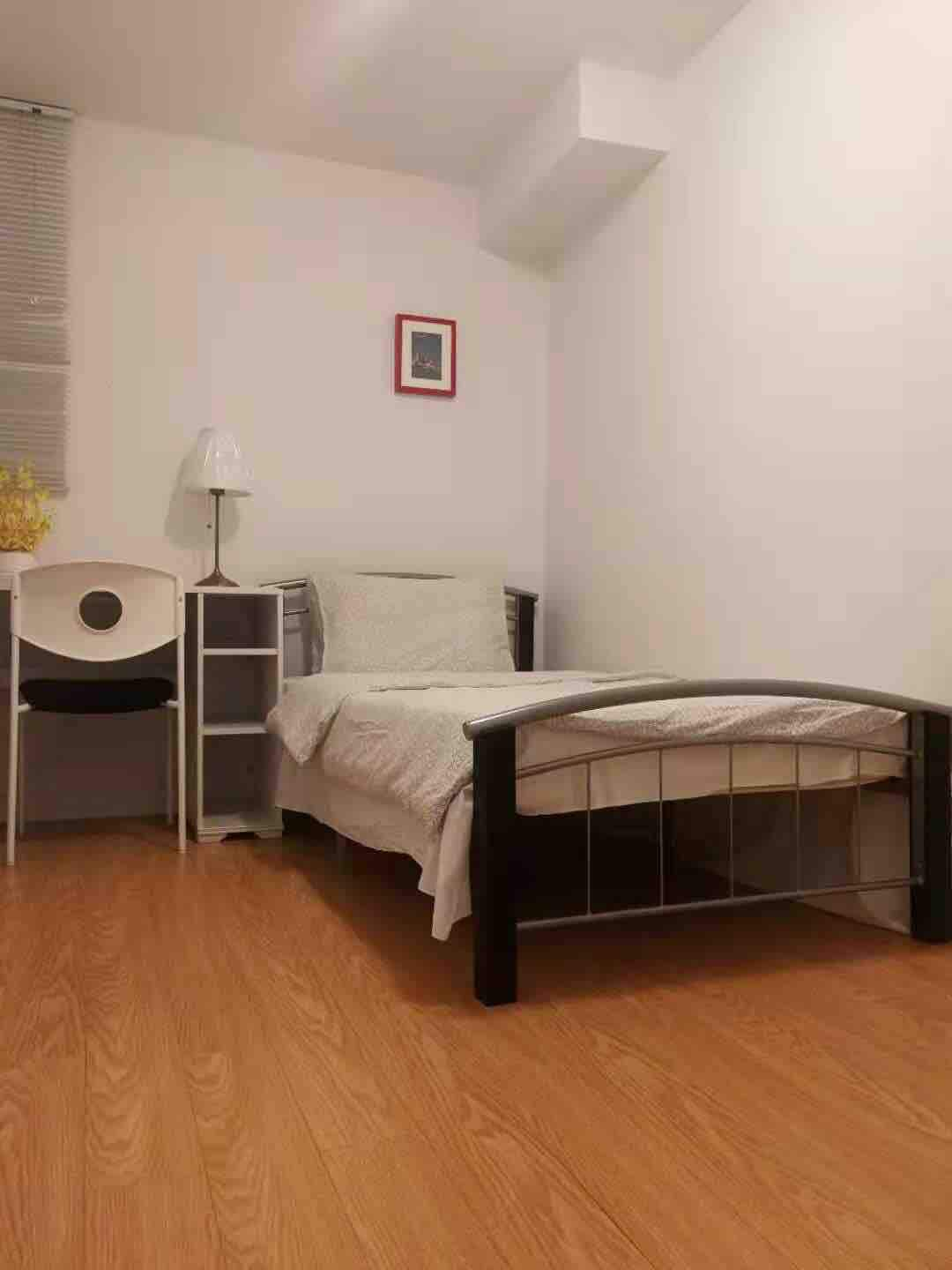 Toronto York U Village Room 干淨安靜小套房