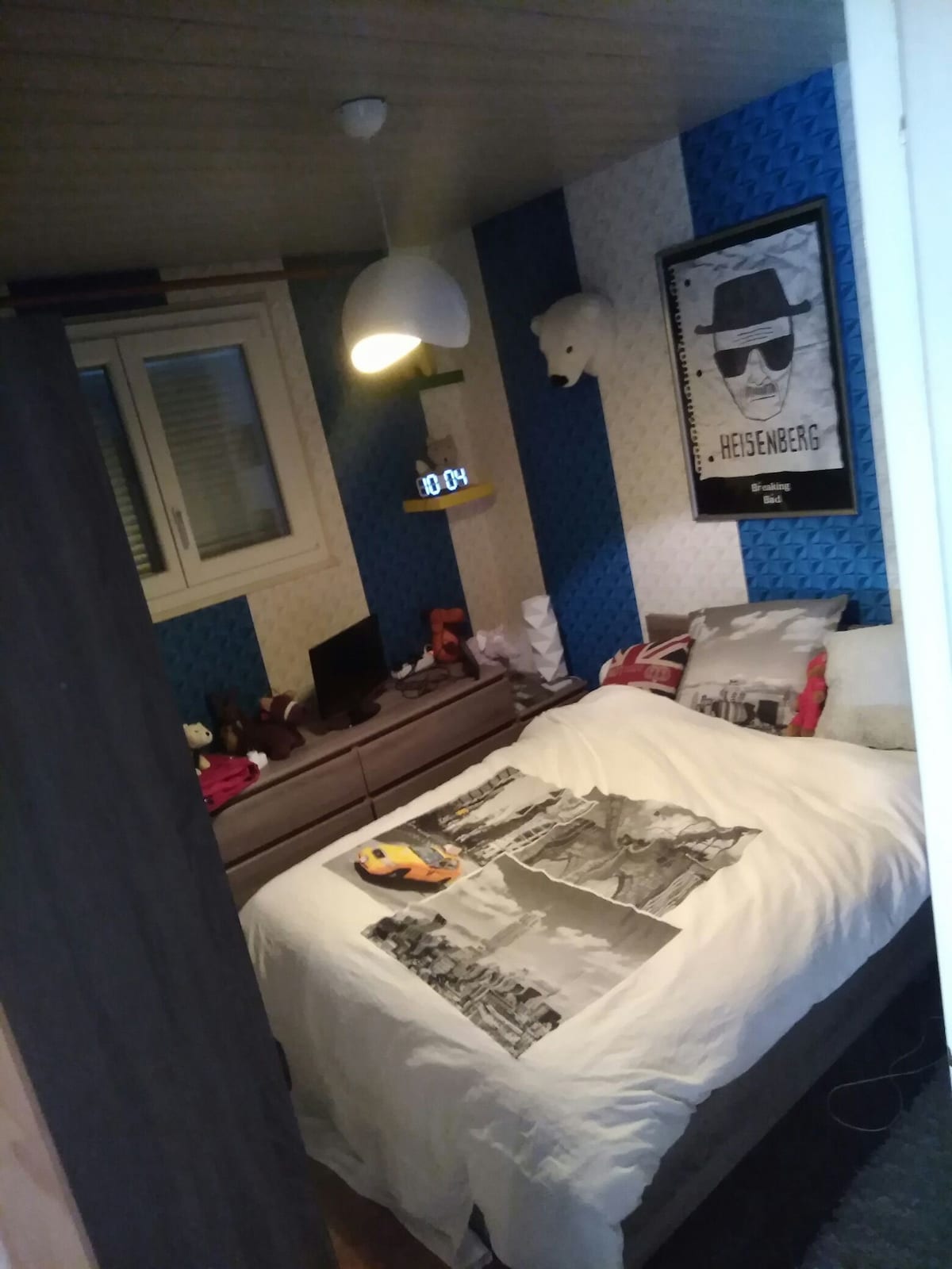 Sochaux宽敞卧室，面向标致博物馆