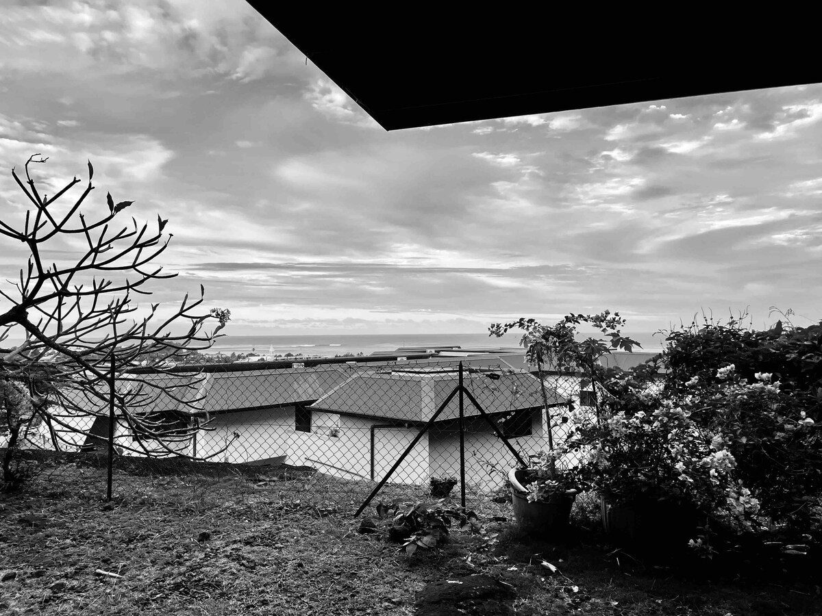 Appartement une chambre, terrasse, vue et piscine