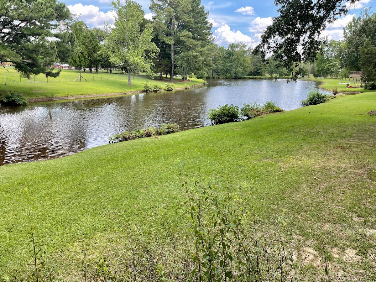 黄色小屋，可观赏美景！