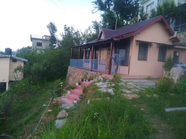 Mukteshwar的民宿
