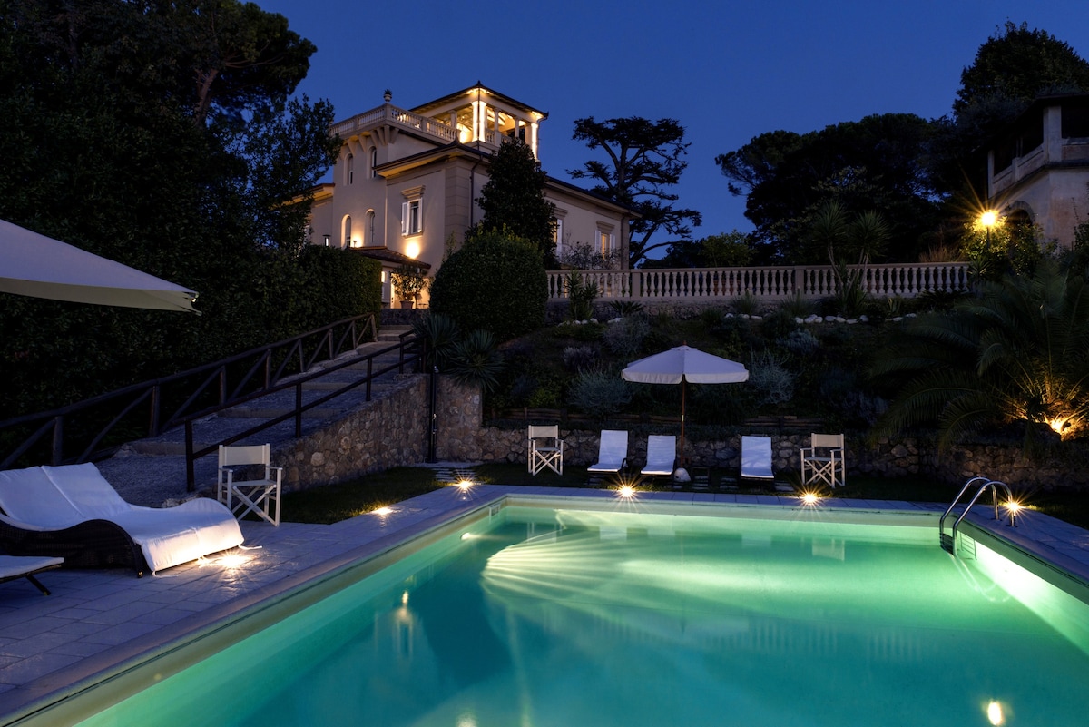 托斯卡纳的Prestigiosa别墅，带泳池