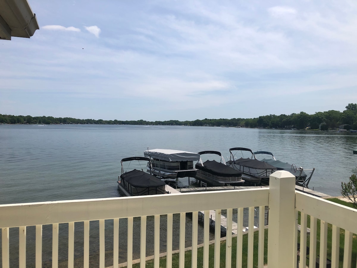 Sunrise Suite on Clark Lake! Eagle Point Resort