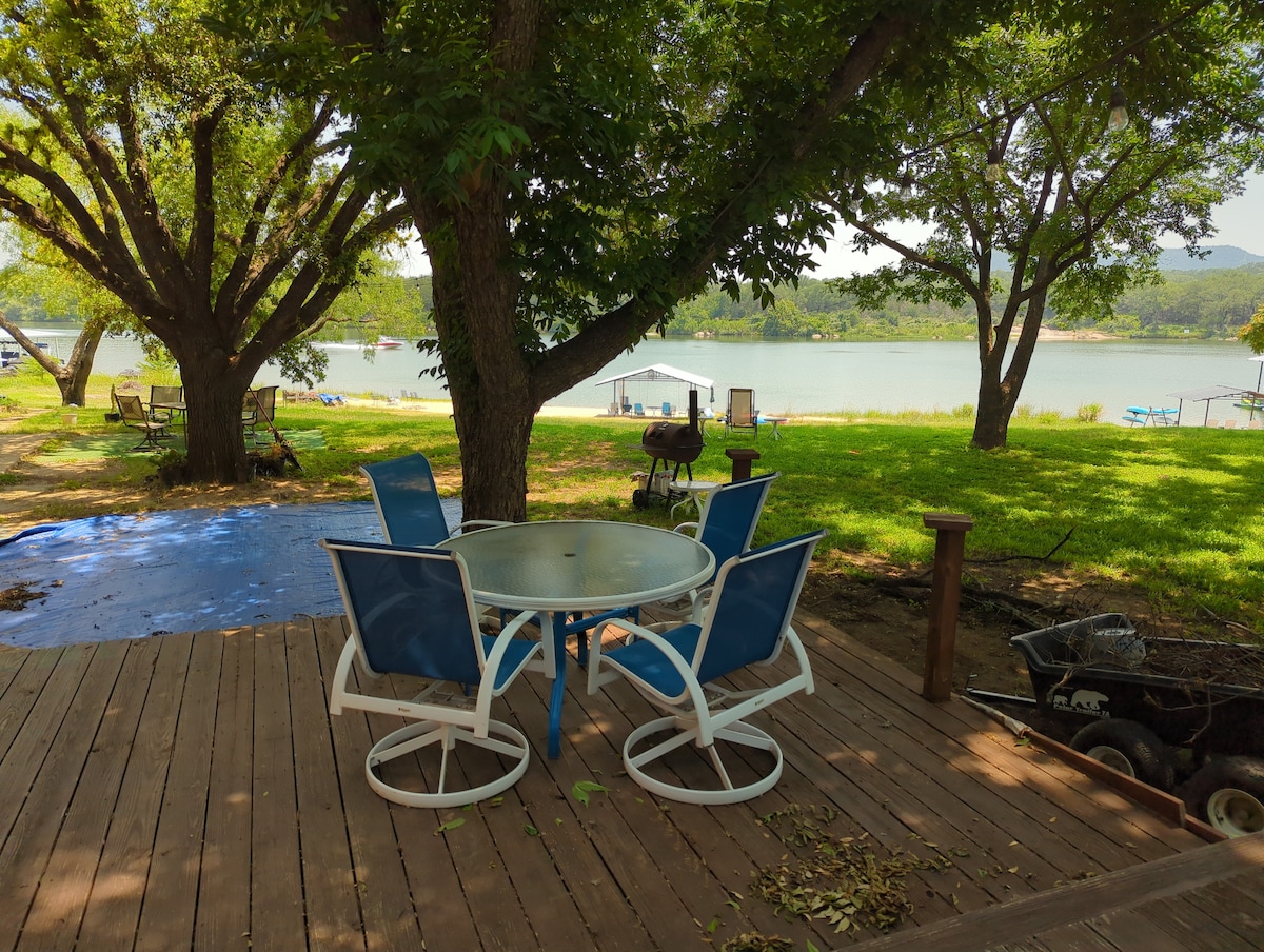 The Bunkhouse at Lake LBJ Beach House