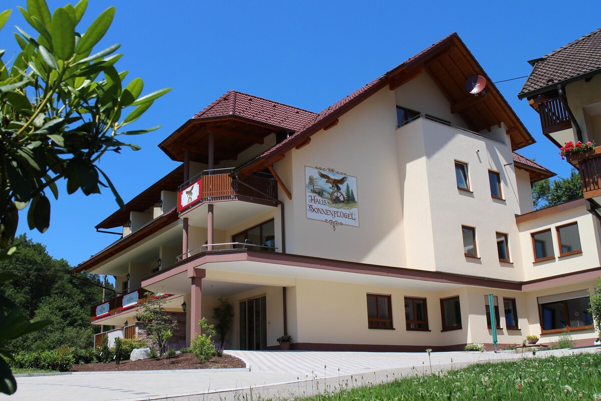 Landgasthof Adler-Pelzmühle, (Elzach/Biederbach), Ferienwohnung Heustock im Gästehaus, 78qm, 2 Schlafzimmer