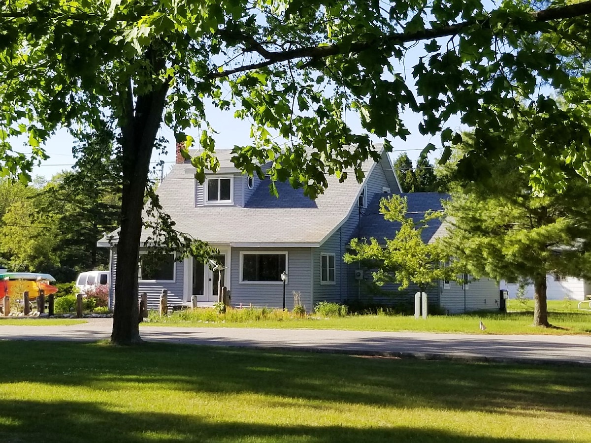 杰克逊波特湖公园小屋