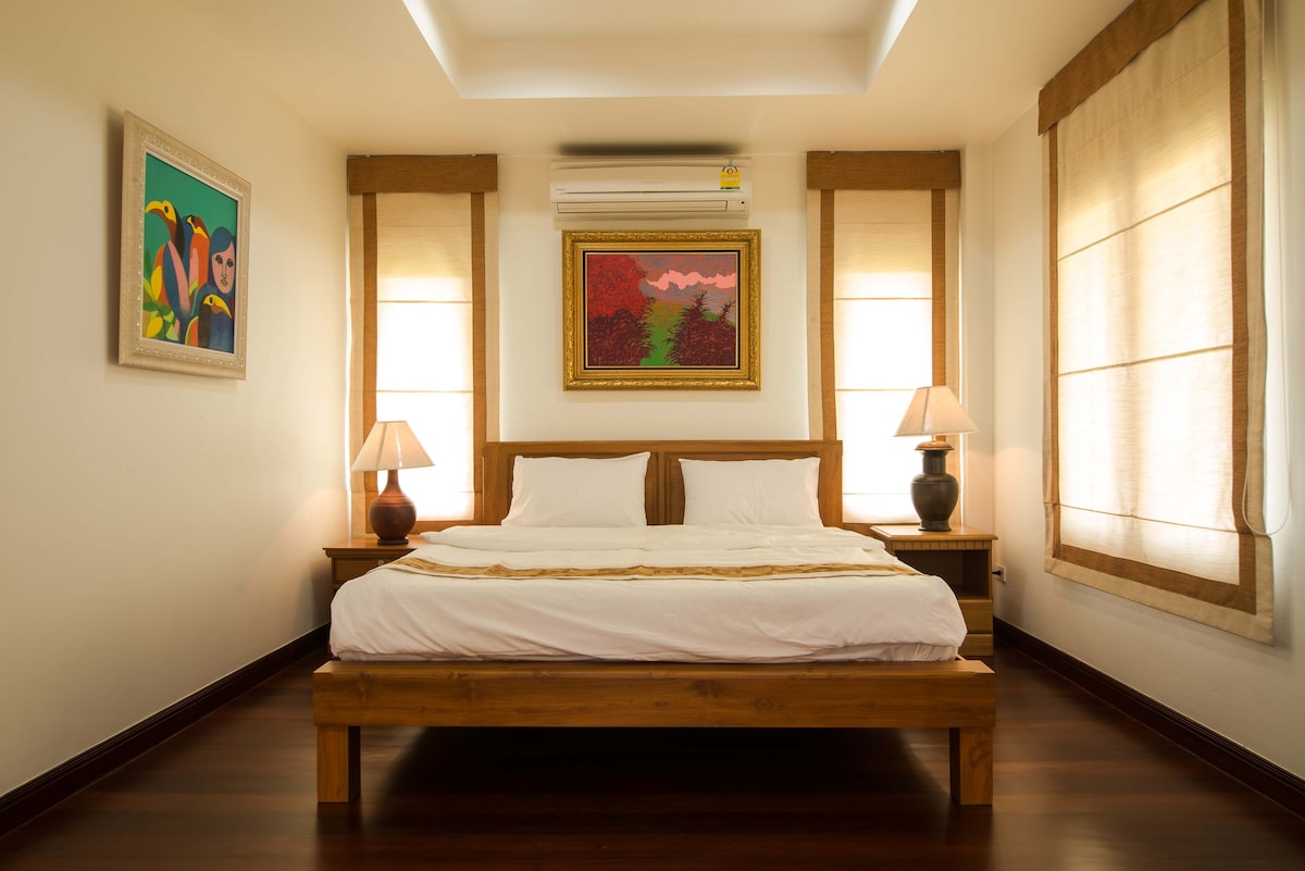 King Size Bed Traditional Thai Style - 2nd floor