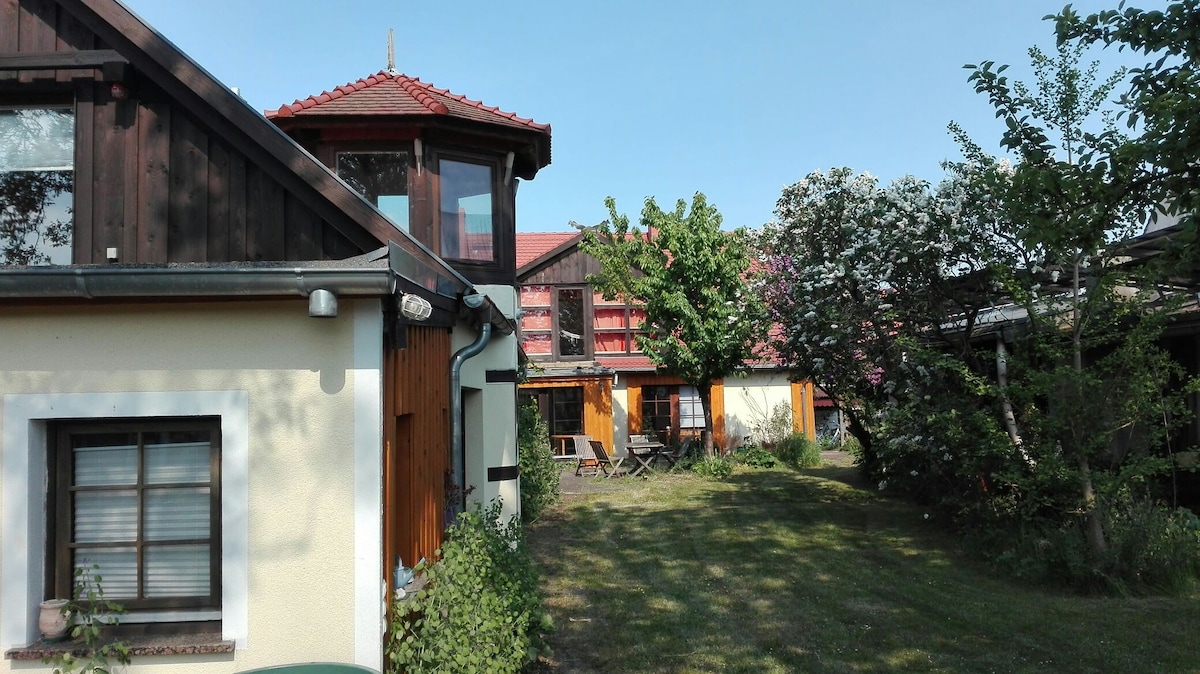 HI: Haus Ganz/Innenhof 16+x P: Sommerhof Spreewald