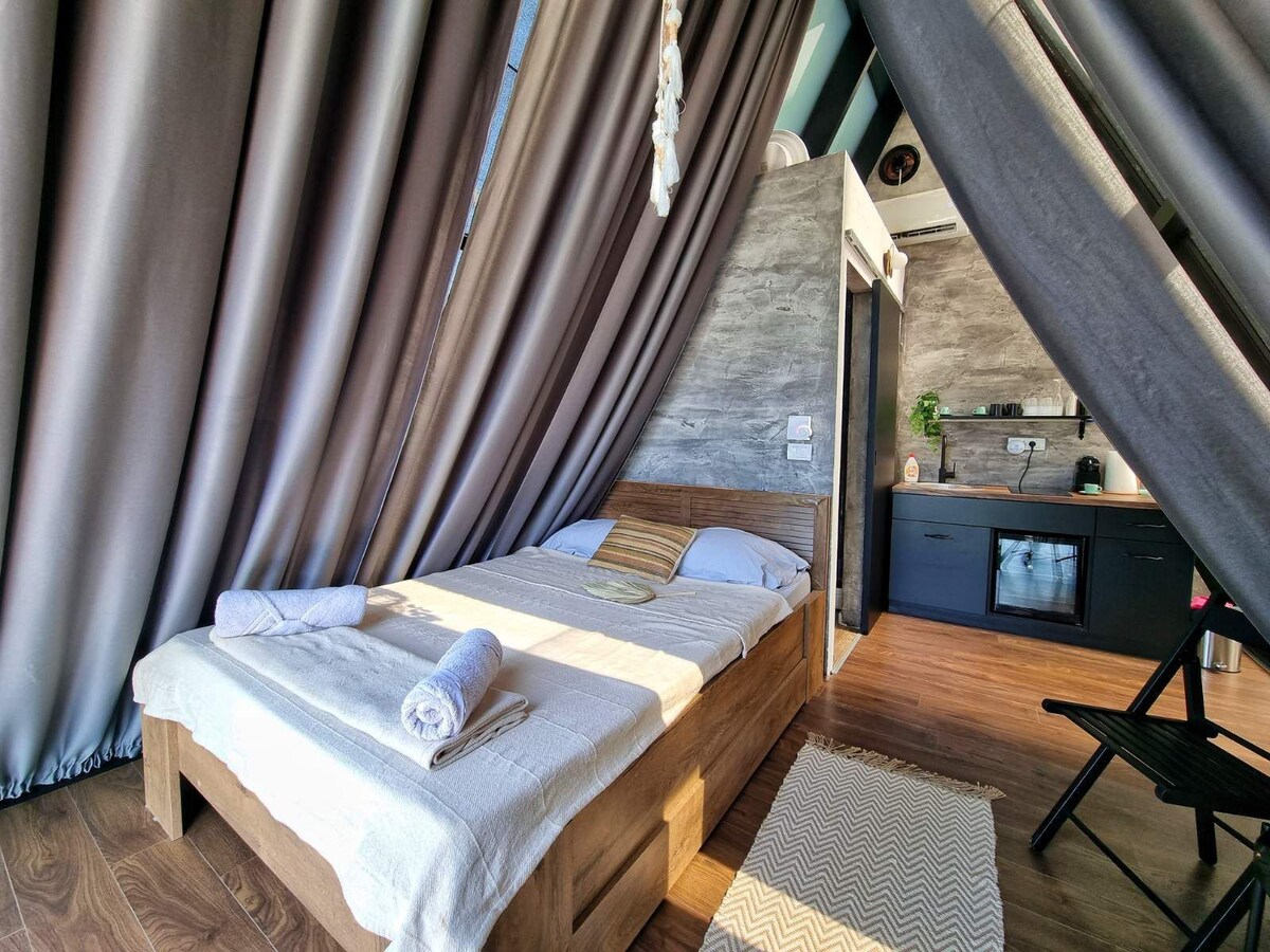 Molti baci glamping house A 2