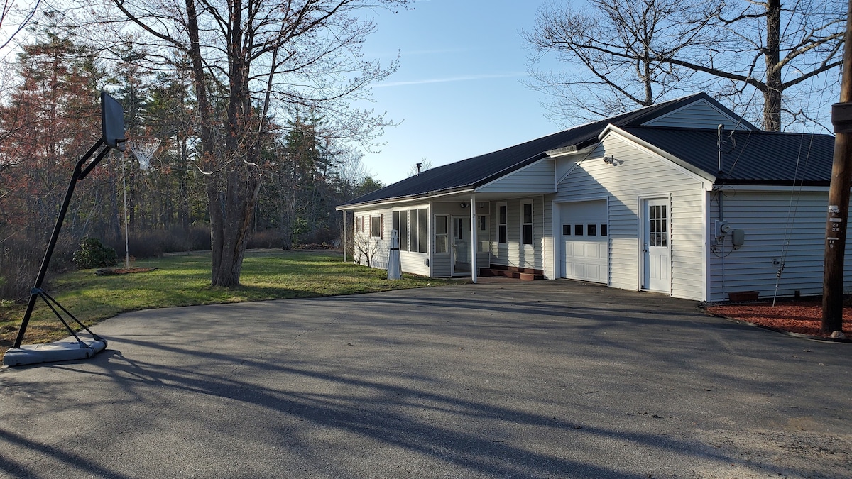 Secluded Wooded Waterfront Home Near Lake Winn.