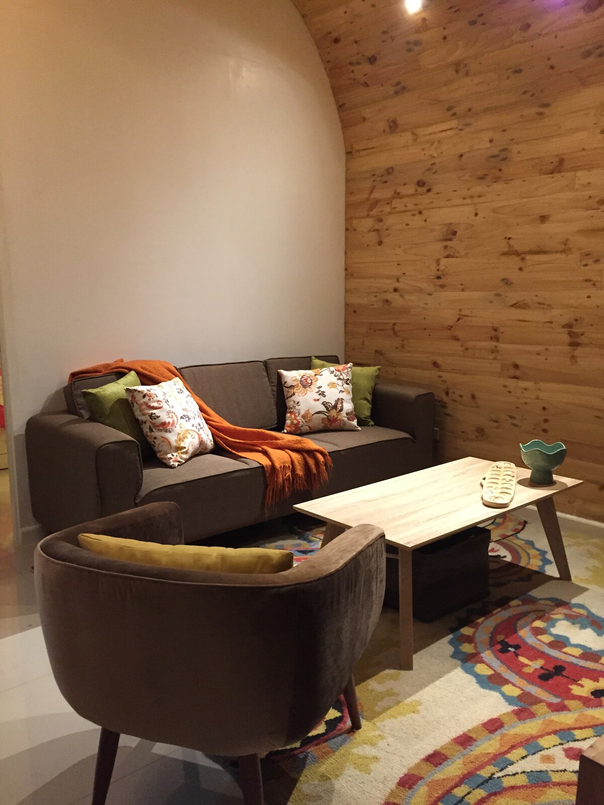 1BR Condo in Cubao furnished