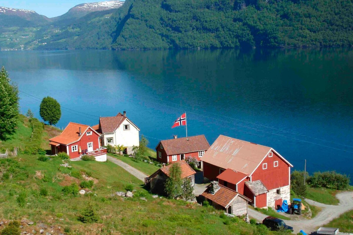 4 person holiday home in utvik