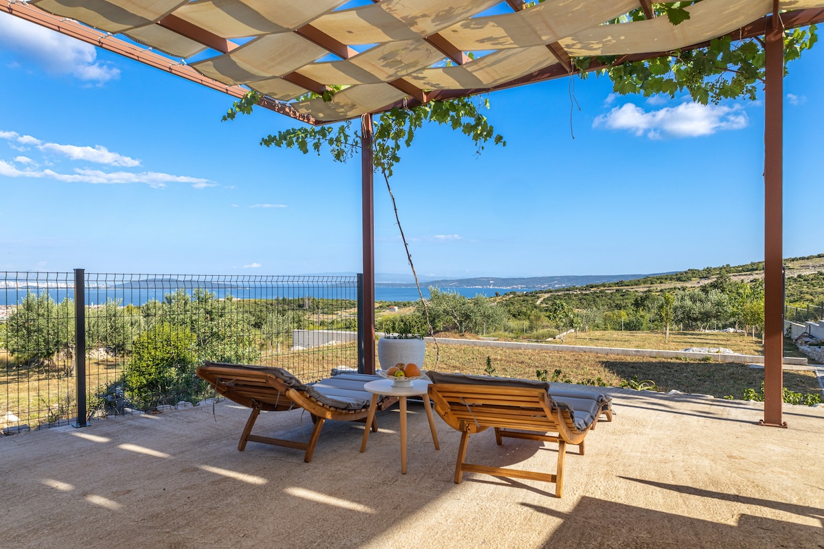 Olive nest with sensational view