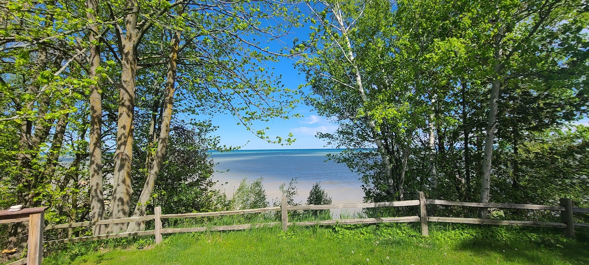 Forget-Me-Not, Lake Michigan House