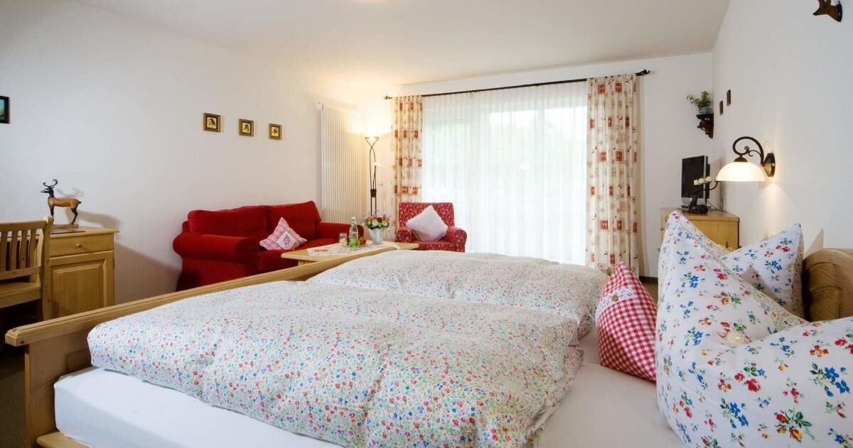 Pension Landhaus Hochfeld （ Zwiesel ） ， Juniorsuite Hochfeldzimmer带阳台