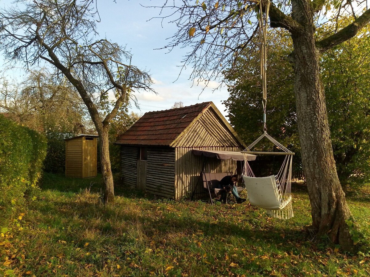 驴场上的浪漫女巫小屋