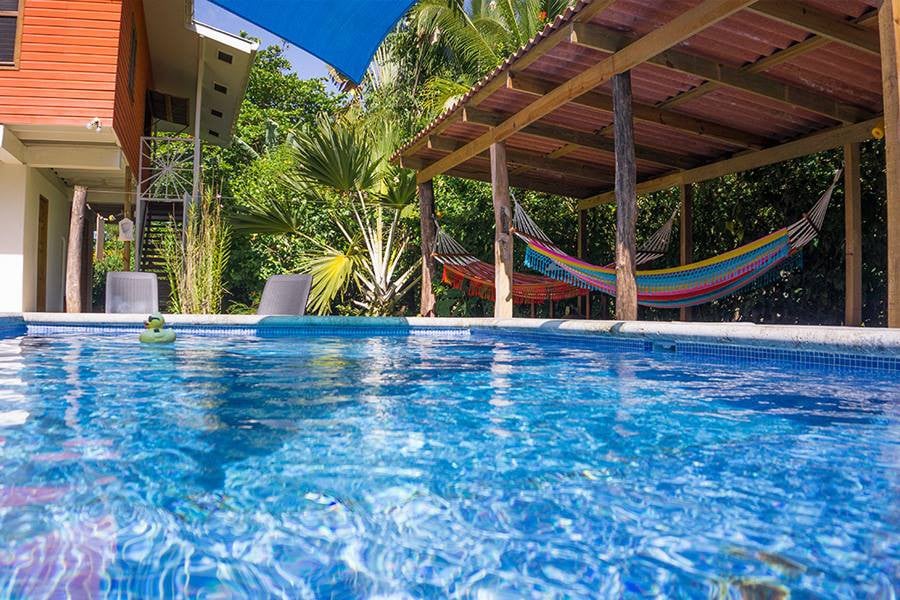 Beach House with private pool, Bocas del Toro