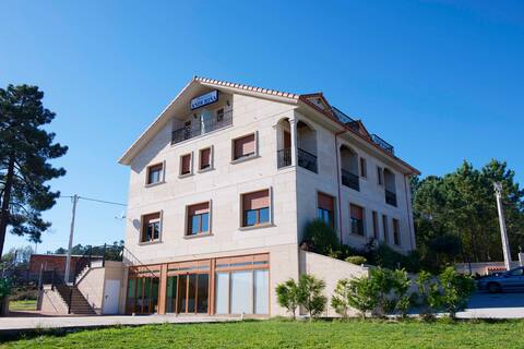 VILLA ANDURIÑA, casa con piscina calefactada