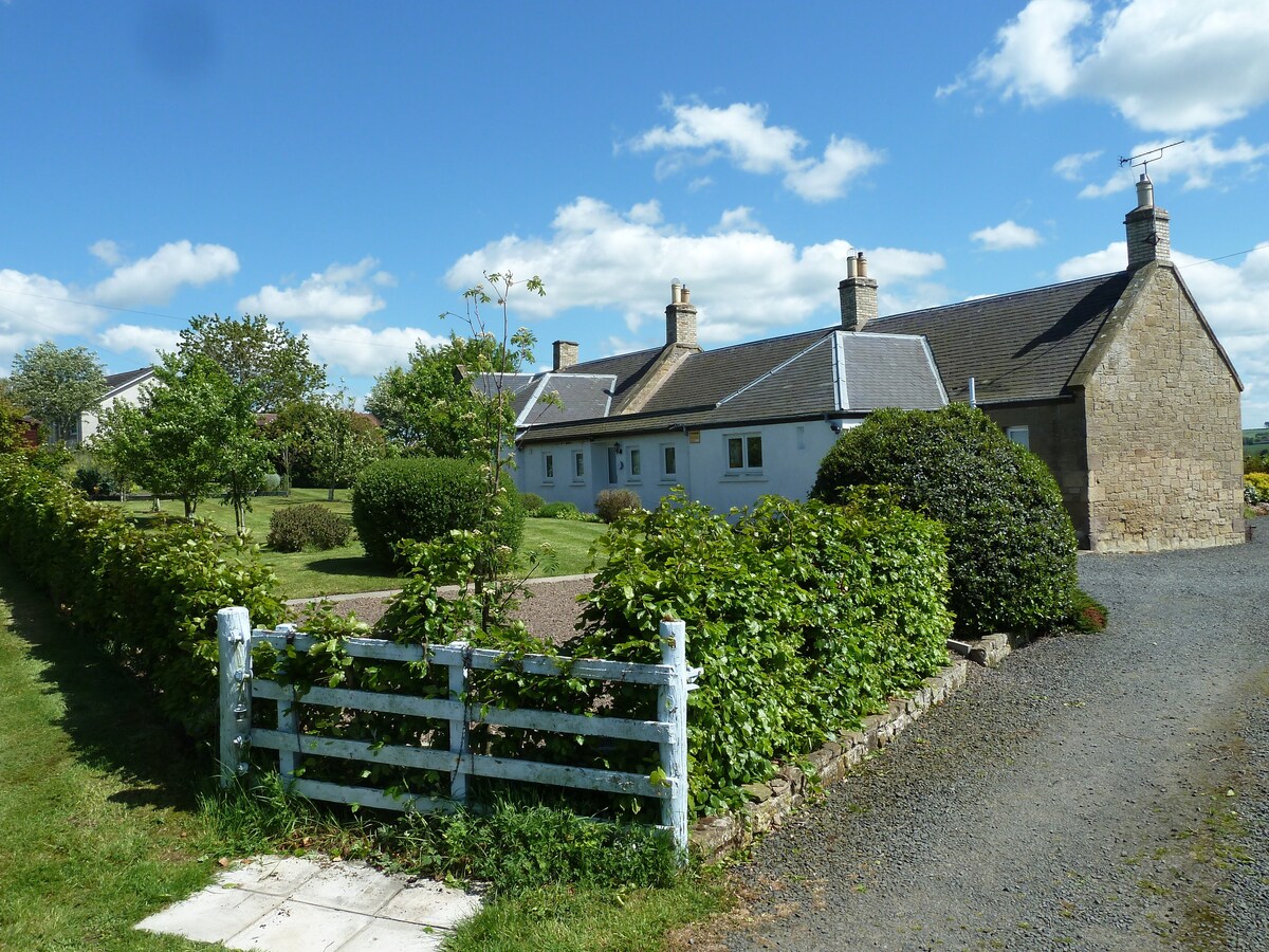 Babingtons Cottage Coldstream  TD12 4HA