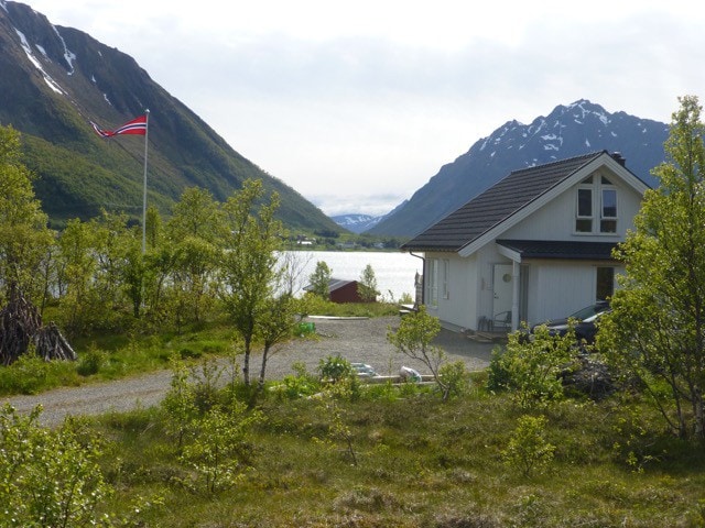 罗弗滕海滨全景小屋