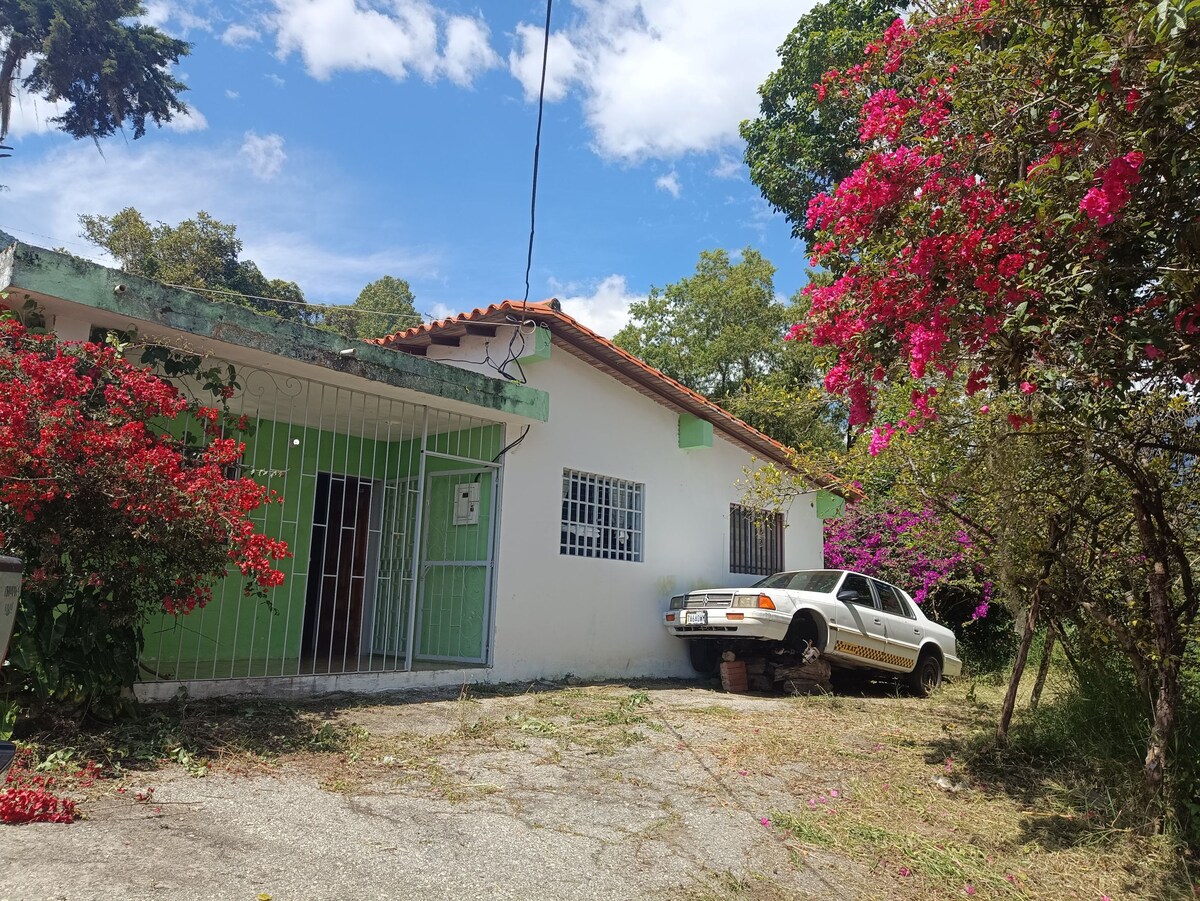 Casa Llanitos de Tabay