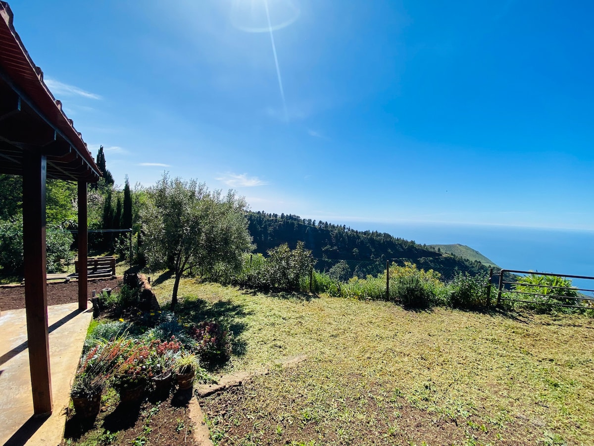 Cabañita en el campo