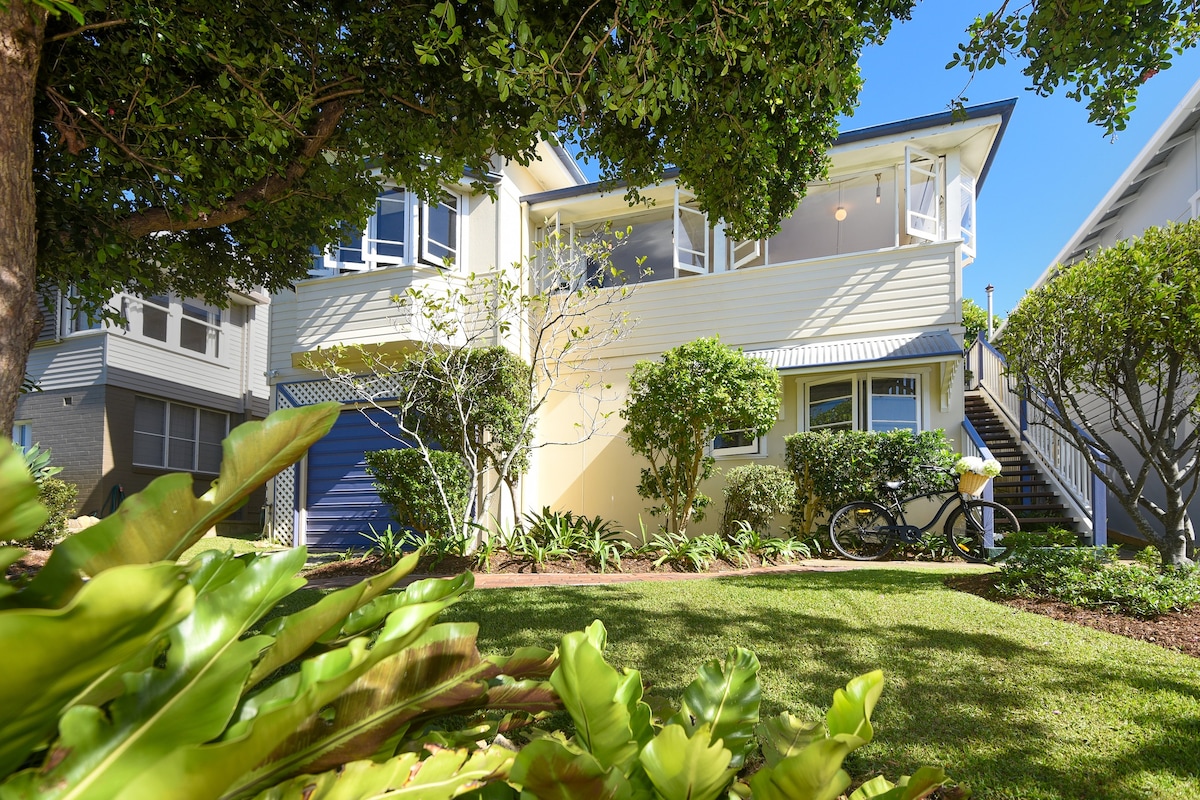 Jetty Beach House