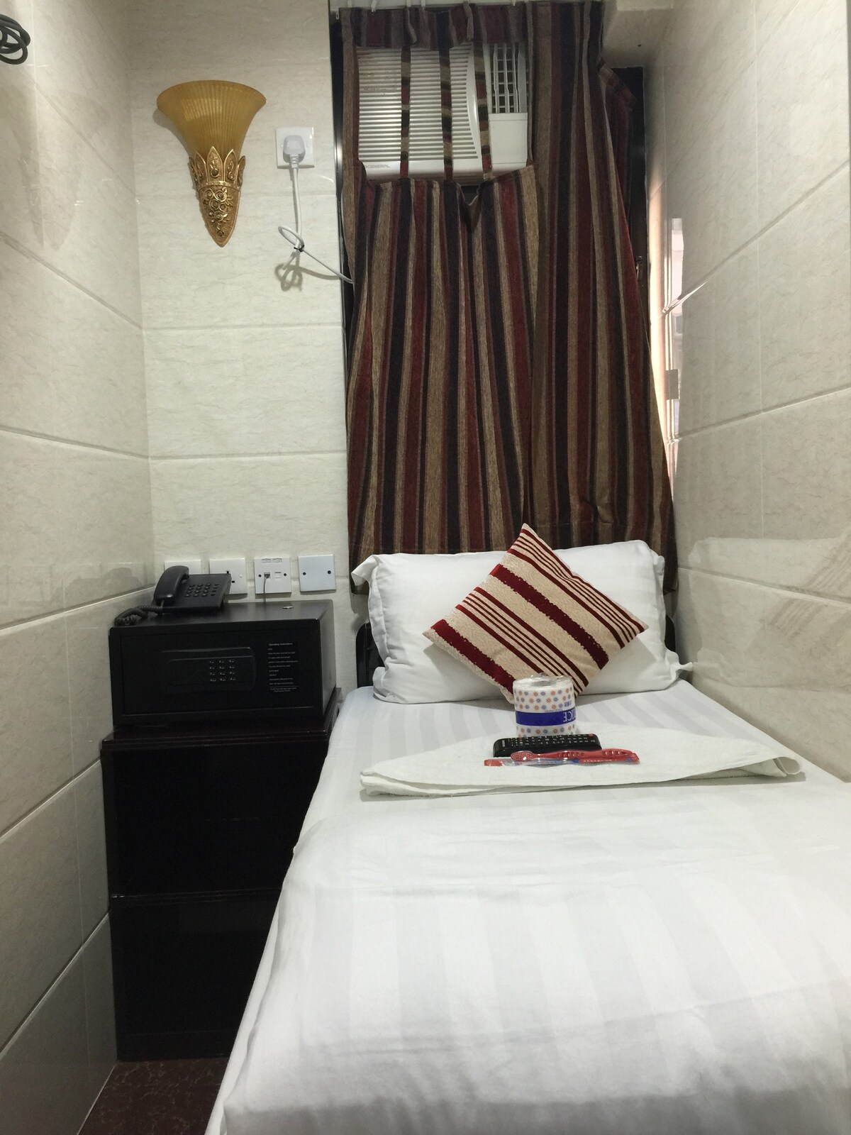 悉尼旅舍（ Sydney Hostel ）豪华单人房和独立卫生间