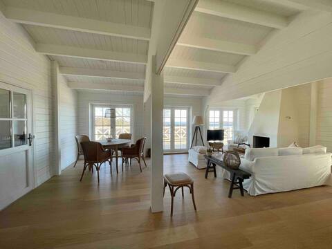 Stunning sea view summerhouse