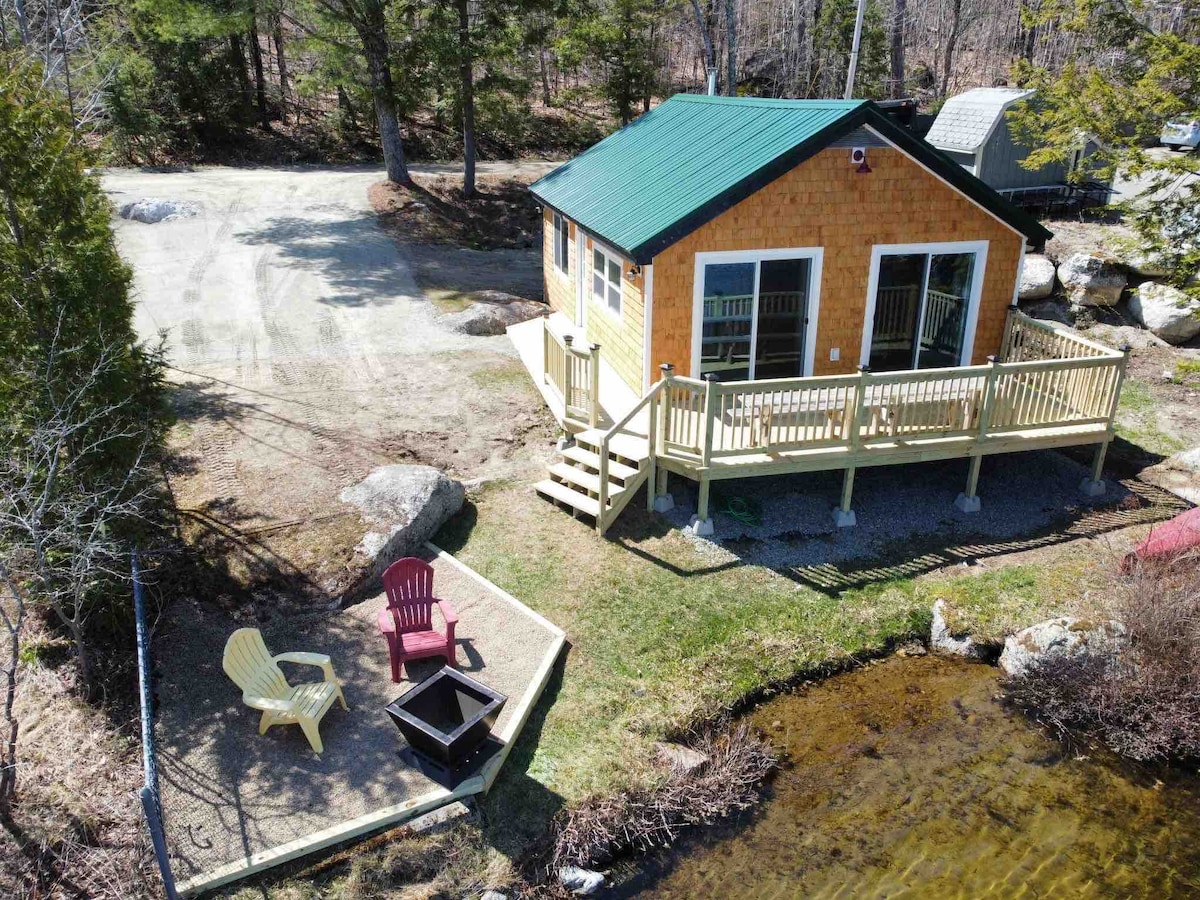 Lakeside camp near Acadia National Park